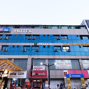 Hotel O Blue Moon